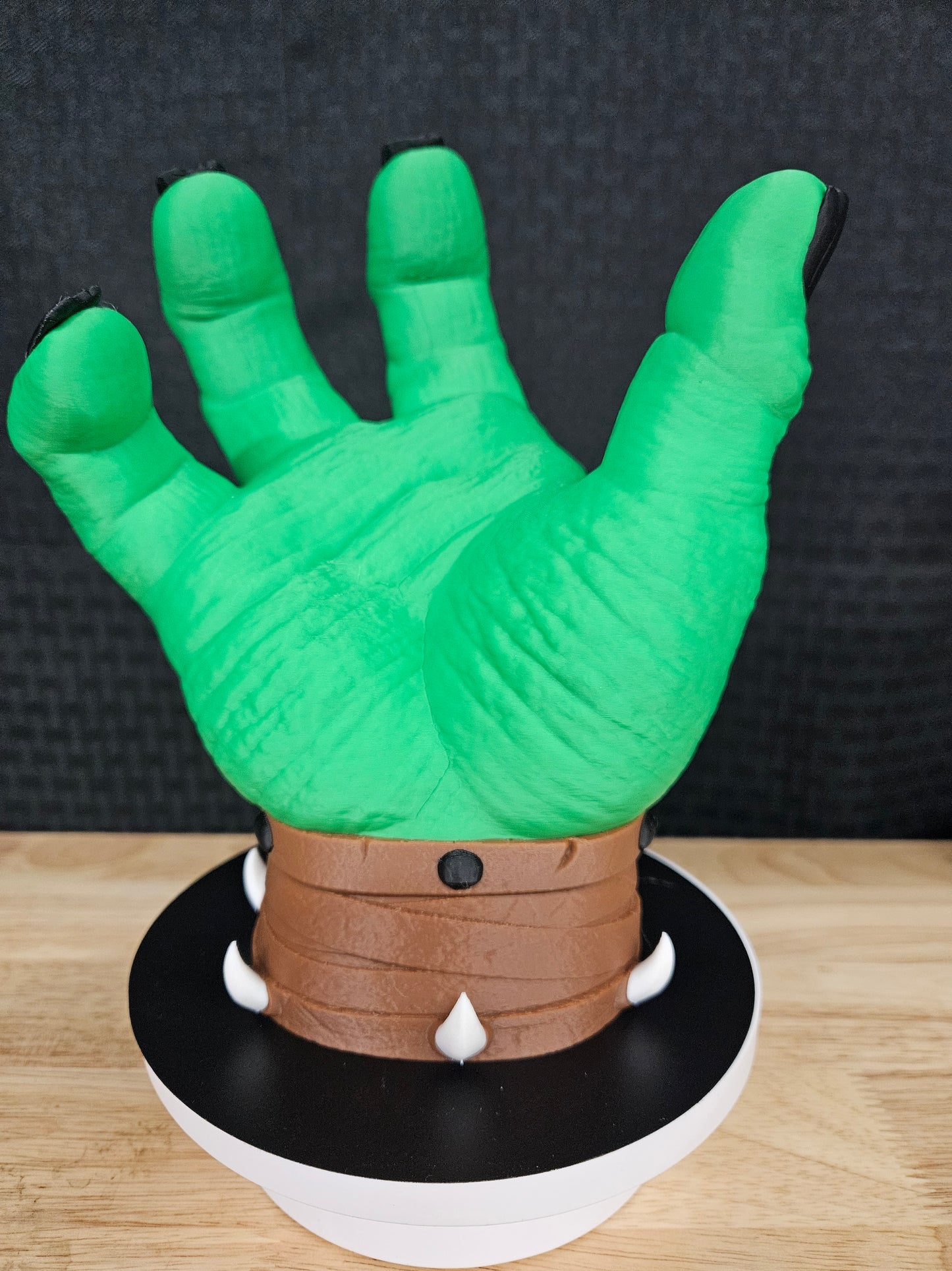 Hulk Hand PlayStation Controller holder, 3D Printed