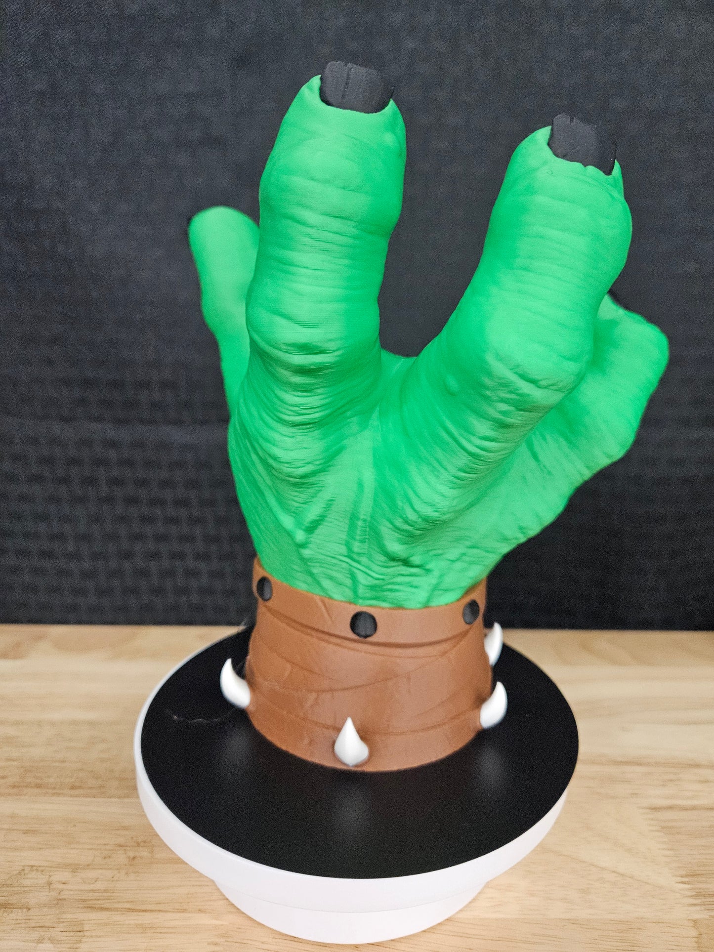 Hulk Hand PlayStation Controller holder, 3D Printed