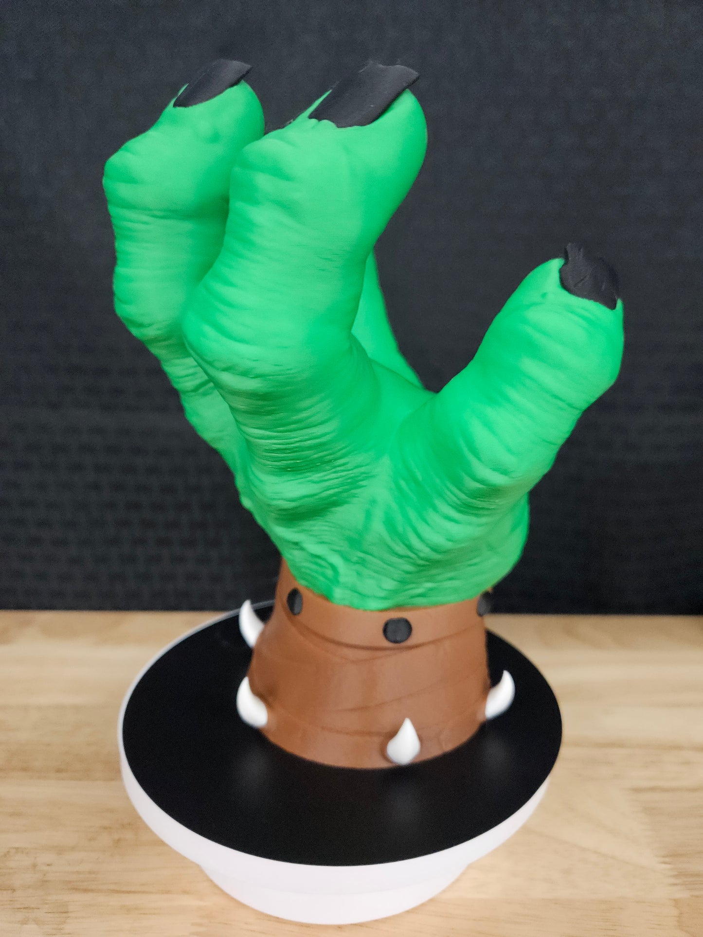 Hulk Hand PlayStation Controller holder, 3D Printed